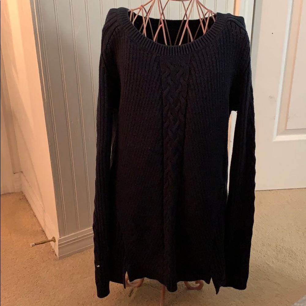 Nautica navy sweater